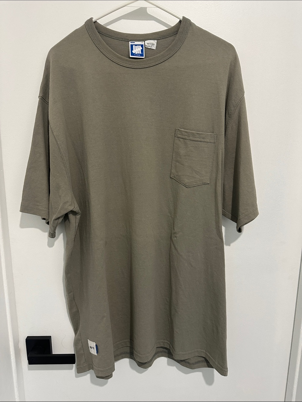 Undefeated Gray Pocket Short-Sleeve Tee